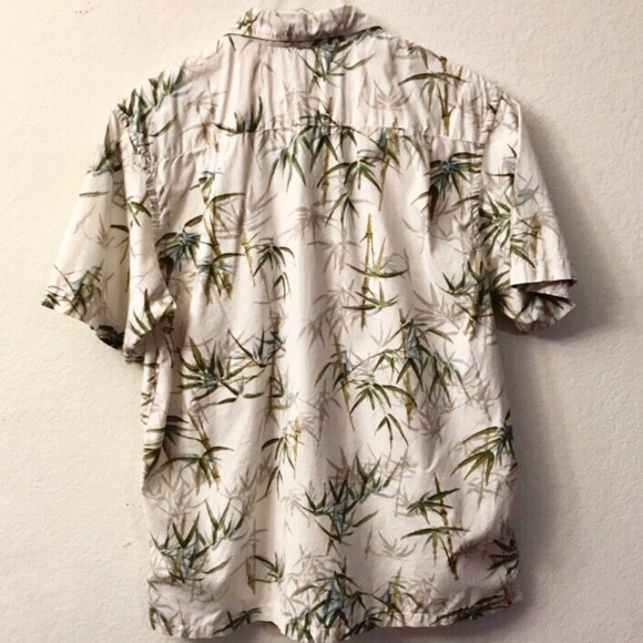 Columbia Men’s Short Sleeved Button Down Shirt M - Picture 2 of 6